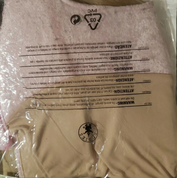 : * NEW RUBIE'S RIHANNA CONCERT OUTFIT WOMEN LADIES HALLOWEEN COSTUME SIZE LARGE - Picture 8 of 8